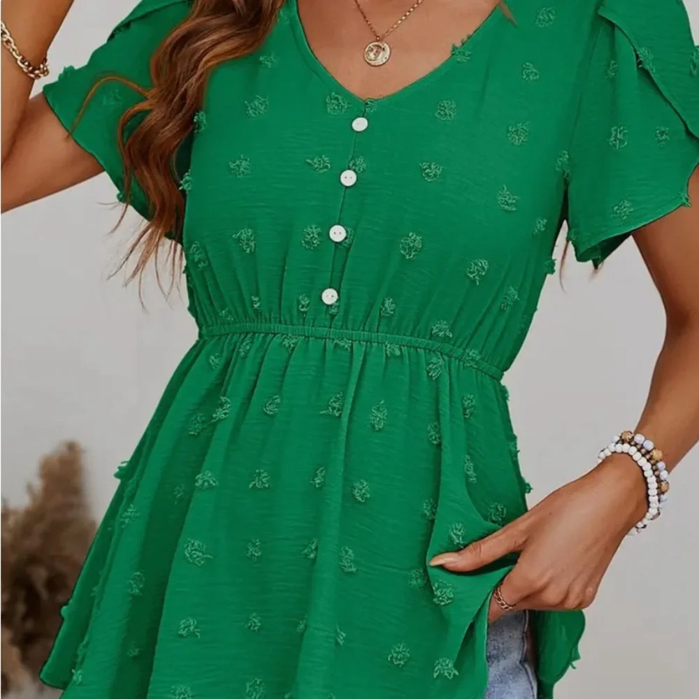 Green V neck short sleeve top - Picture 4 of 6